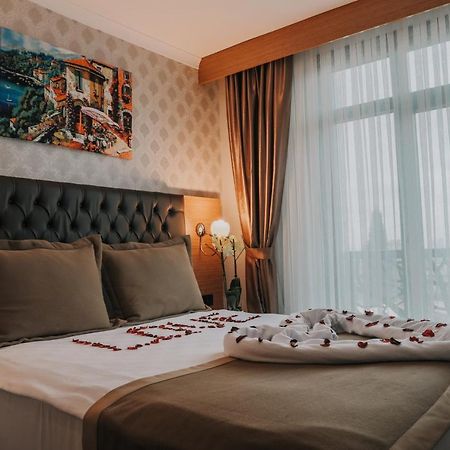Otel Grand Lark Istanbul Exteriör bild