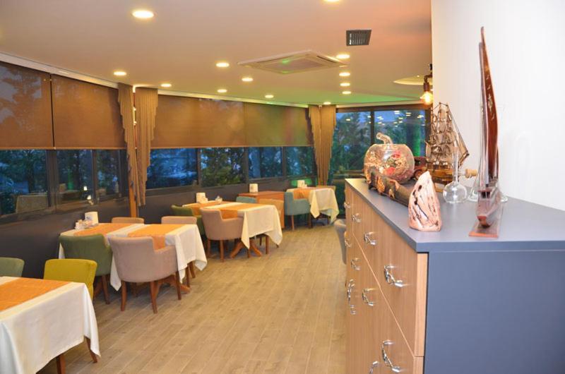 Otel Grand Lark Istanbul Exteriör bild