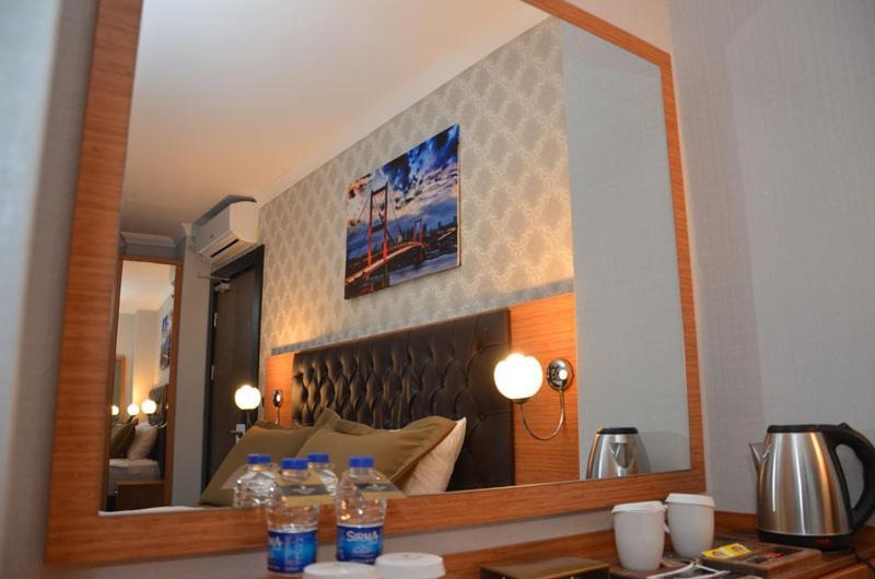 Otel Grand Lark Istanbul Exteriör bild