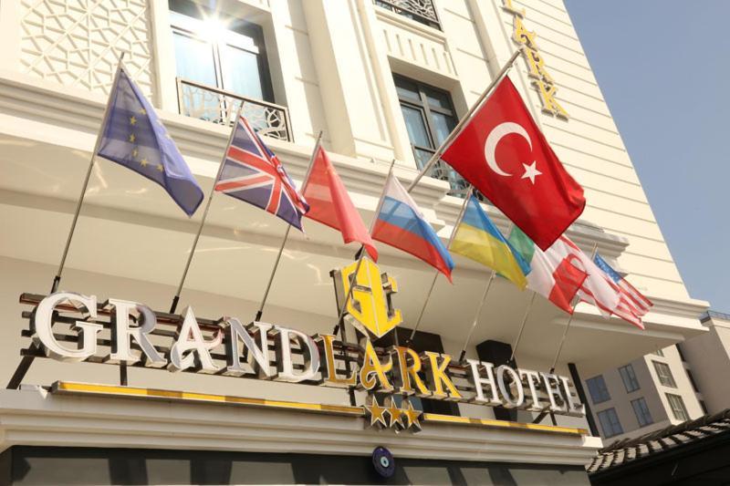 Otel Grand Lark Istanbul Exteriör bild