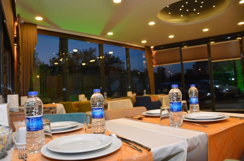 Otel Grand Lark Istanbul Exteriör bild